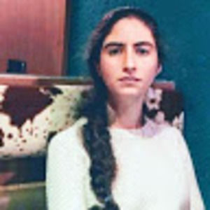 Meet your Posher, Ana maria